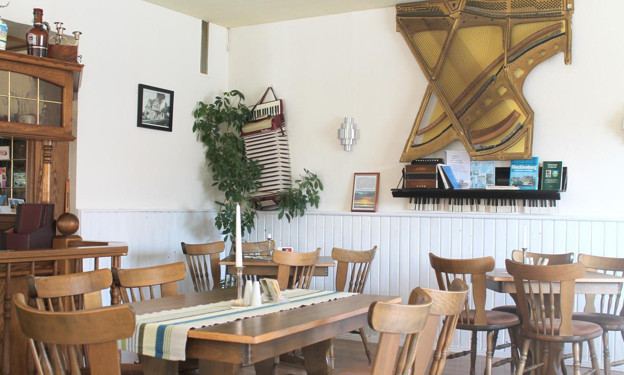 Hotel Ratscafe Ueckeritz Zewnętrze zdjęcie